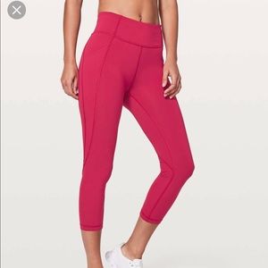 Lululemon Time to sweat crop 23”